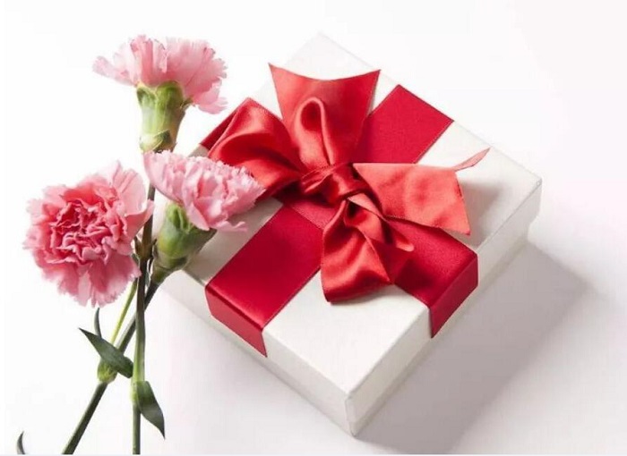 祝亚投国际细密机械所有女同胞 女神节快乐，，青春永驻！！